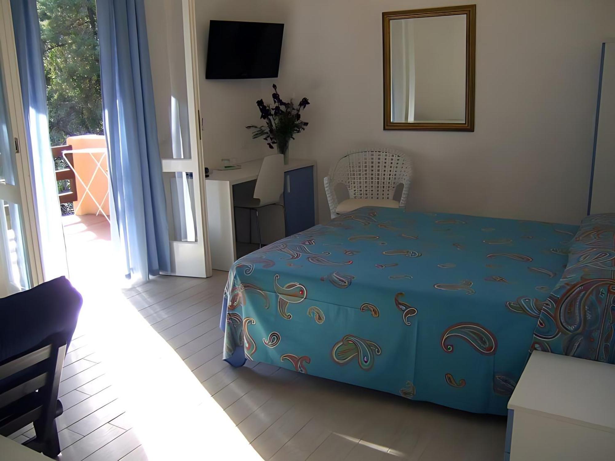 Hotel Capo Sud Lacona Bagian luar foto