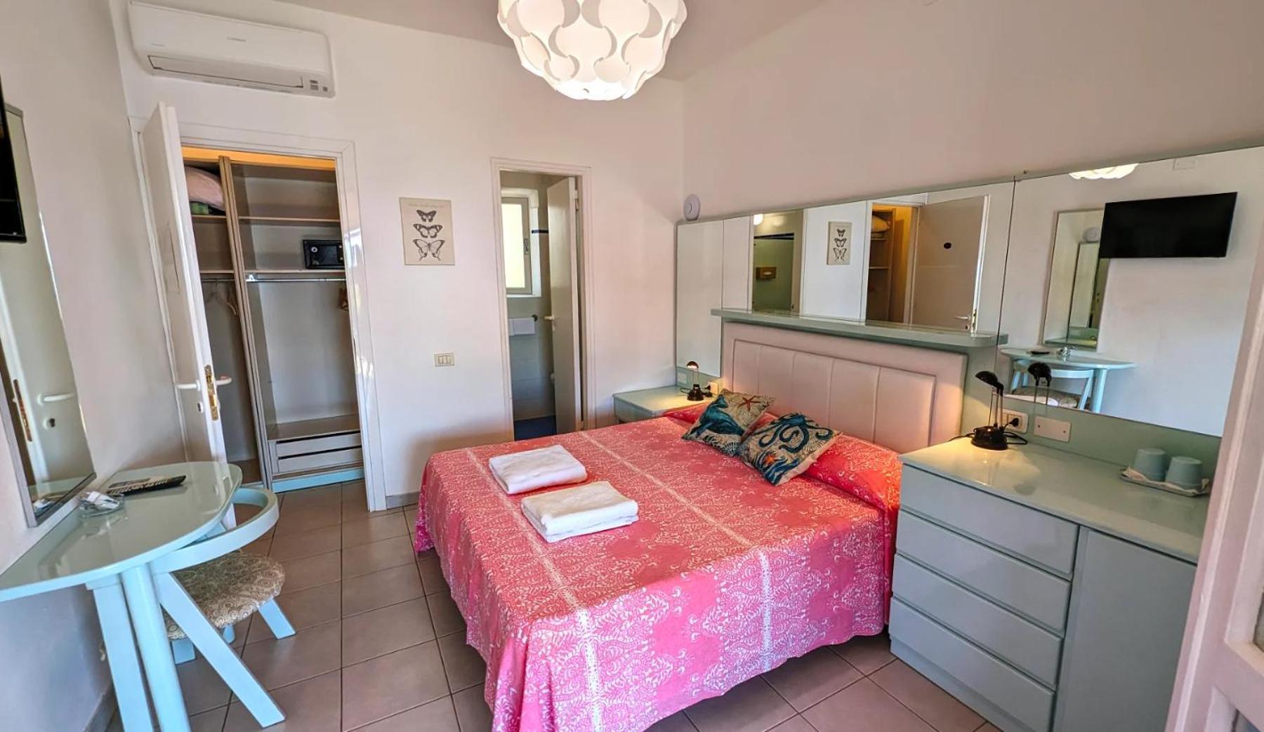 Hotel Capo Sud Lacona Bagian luar foto